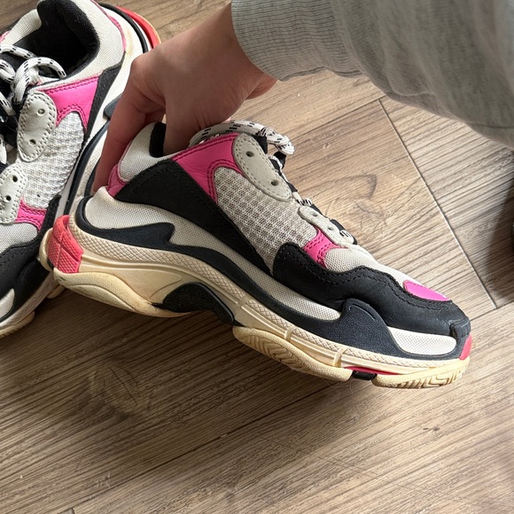 Balenciaga Chunky Sneaker in White, Black & Pink - Picture 2 of 5